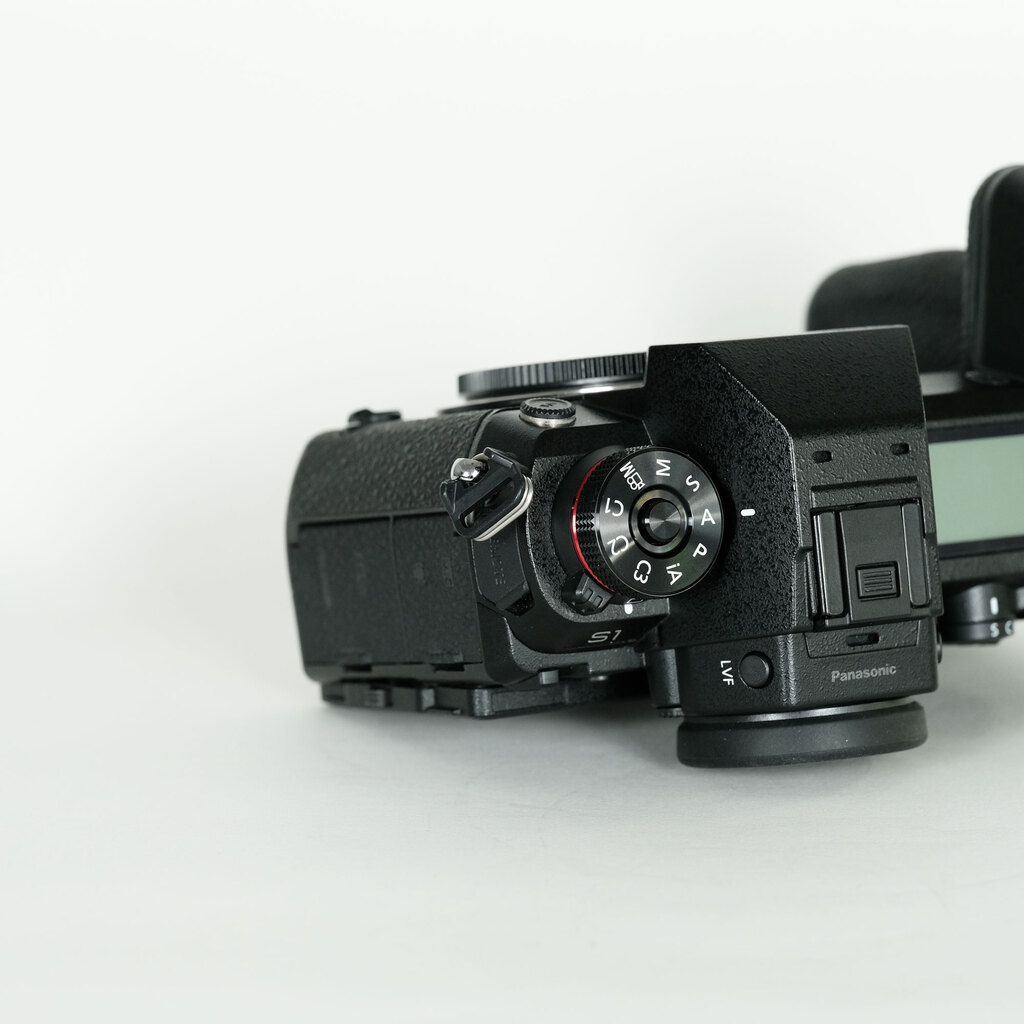 Panasonic LUMIX DC-S1