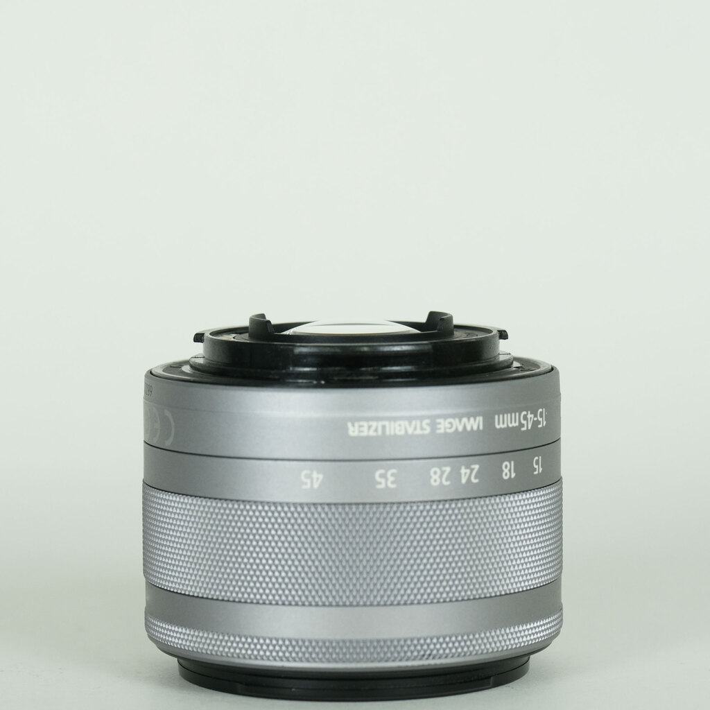 Canon EF-M15-45mm F3.5-6.3 IS STM