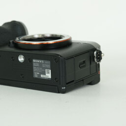 SONY α7C II（ILCE-7CM2）