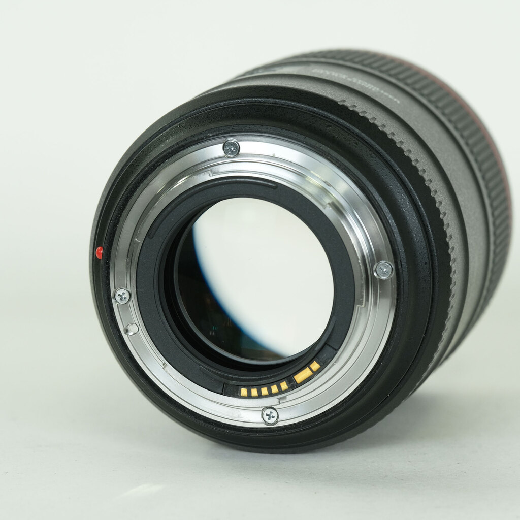 Canon EF85mm F1.4L IS USM