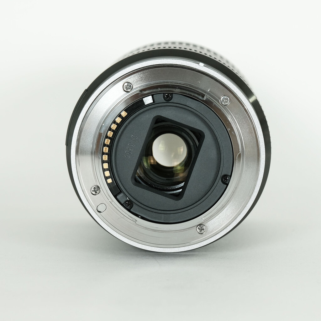 TAMRON 18-200mm F/3.5-6.3 Di III VC (Model B011) [ソニーE用]