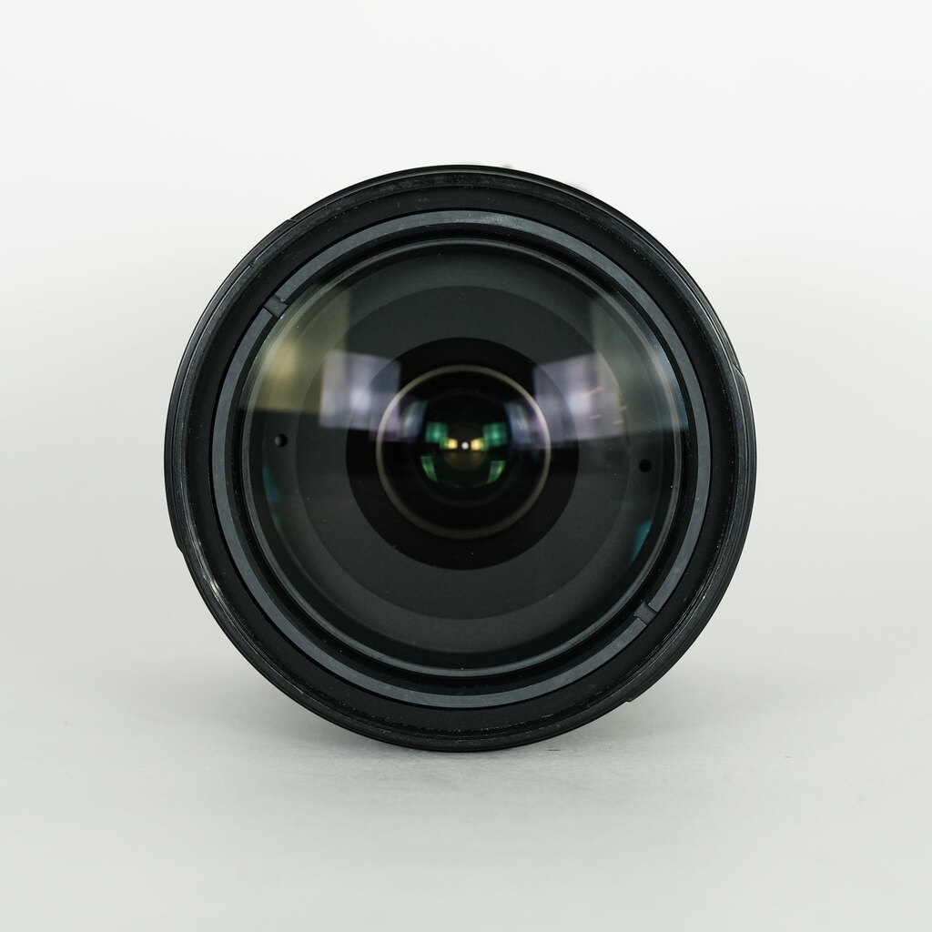 Nikon AF-S DX VR Zoom-Nikkor 18-200mm F3.5-5.6G IF-ED