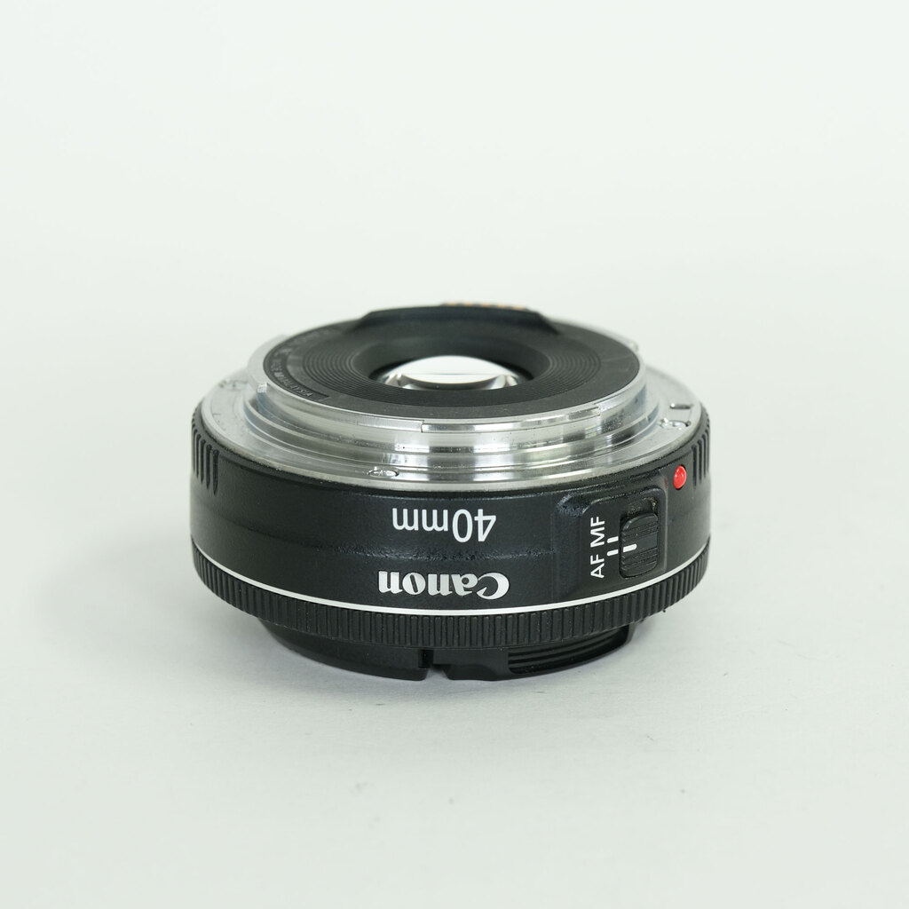 Canon EF40mm F2.8 STM