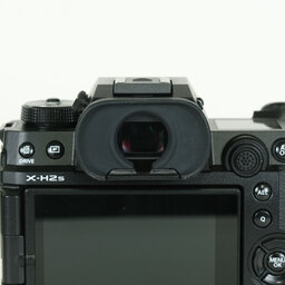 FUJIFILM X-H2S