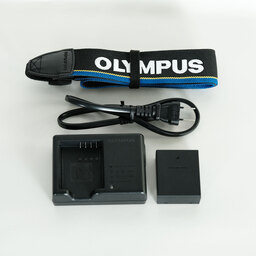 OLYMPUS OM-D E-M1 Mark II