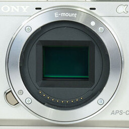 SONY α6000（ILCE-6000）