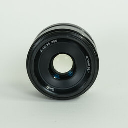 SONY E 35mm F1.8 OSS SEL35F18