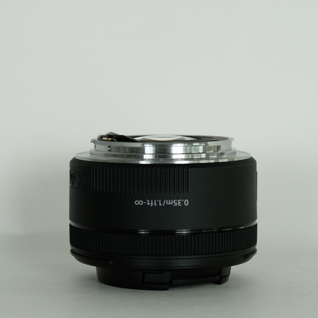 Canon EF50mm F1.8 STM Canon EF50mm F1.8 STM