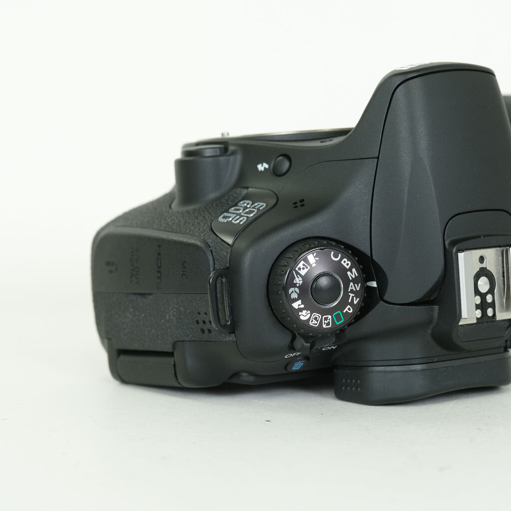 Canon EOS 60D ボディ