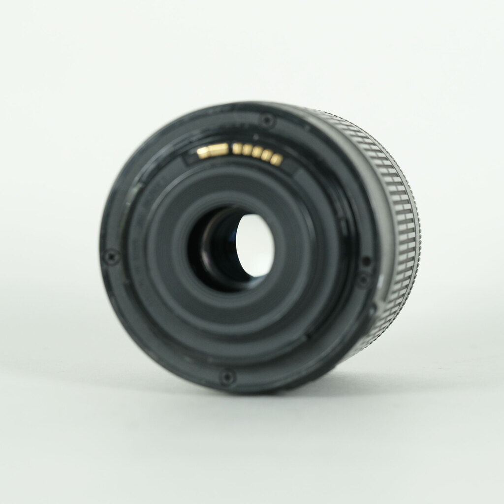 Canon EF-S18-55mm F3.5-5.6 IS STMの出品 | ONE SCENE（ワンシーン）