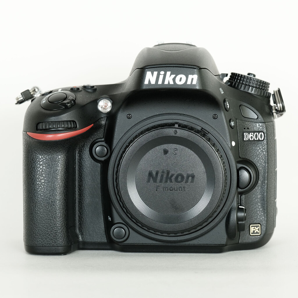 Nikon D600