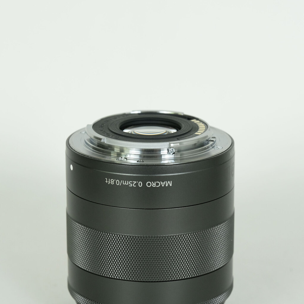 Canon EF-M18-55mm F3.5-5.6 IS STM