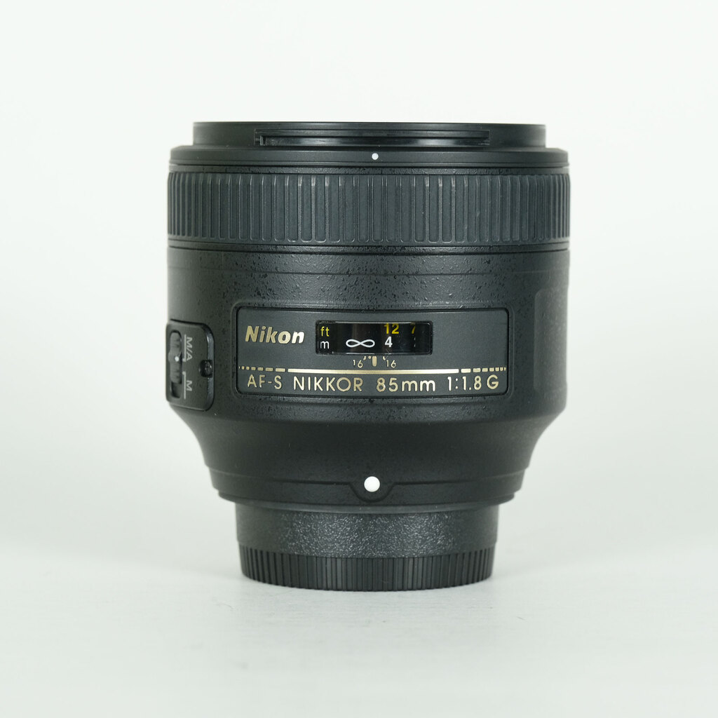 AF-S NIKKOR 85mm f/1.8G 中古価格比較 - 価格.com