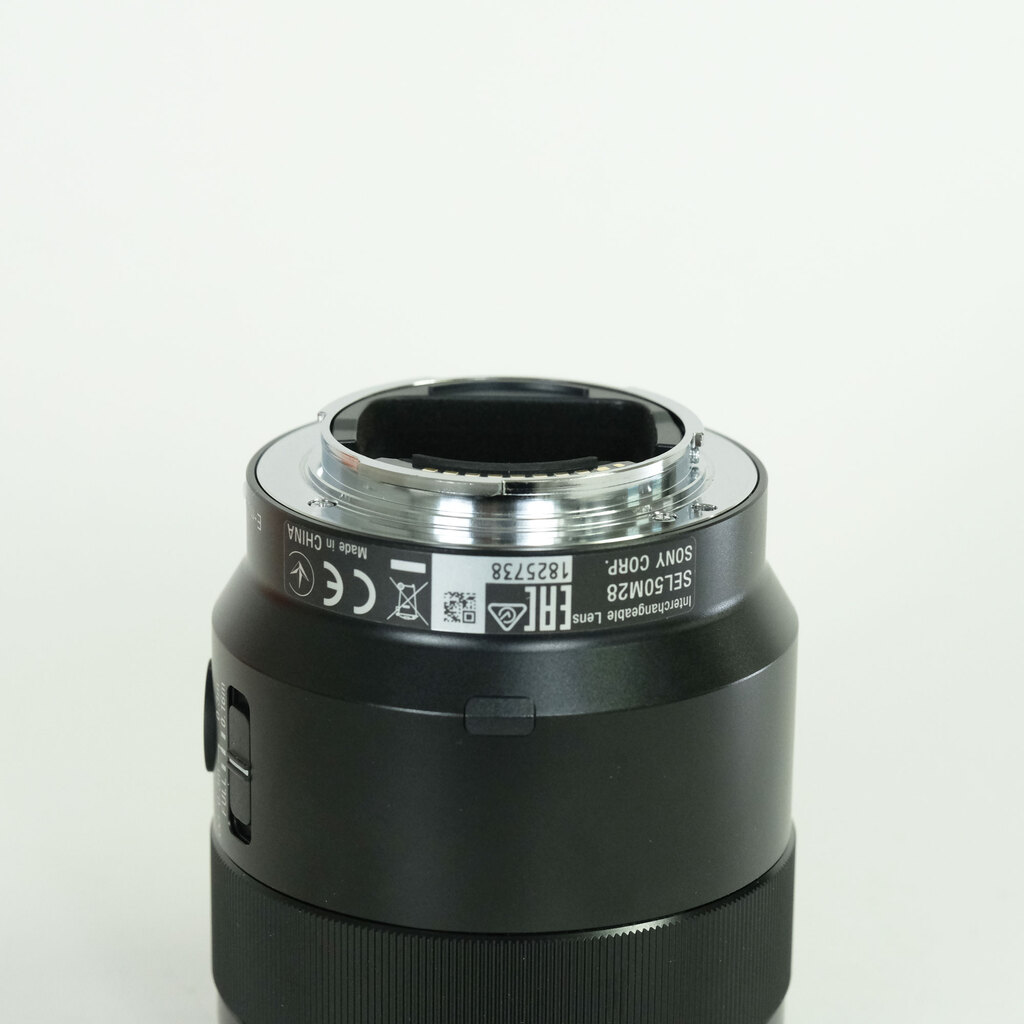 SONY FE 50mm F2.8 Macro SEL50M28