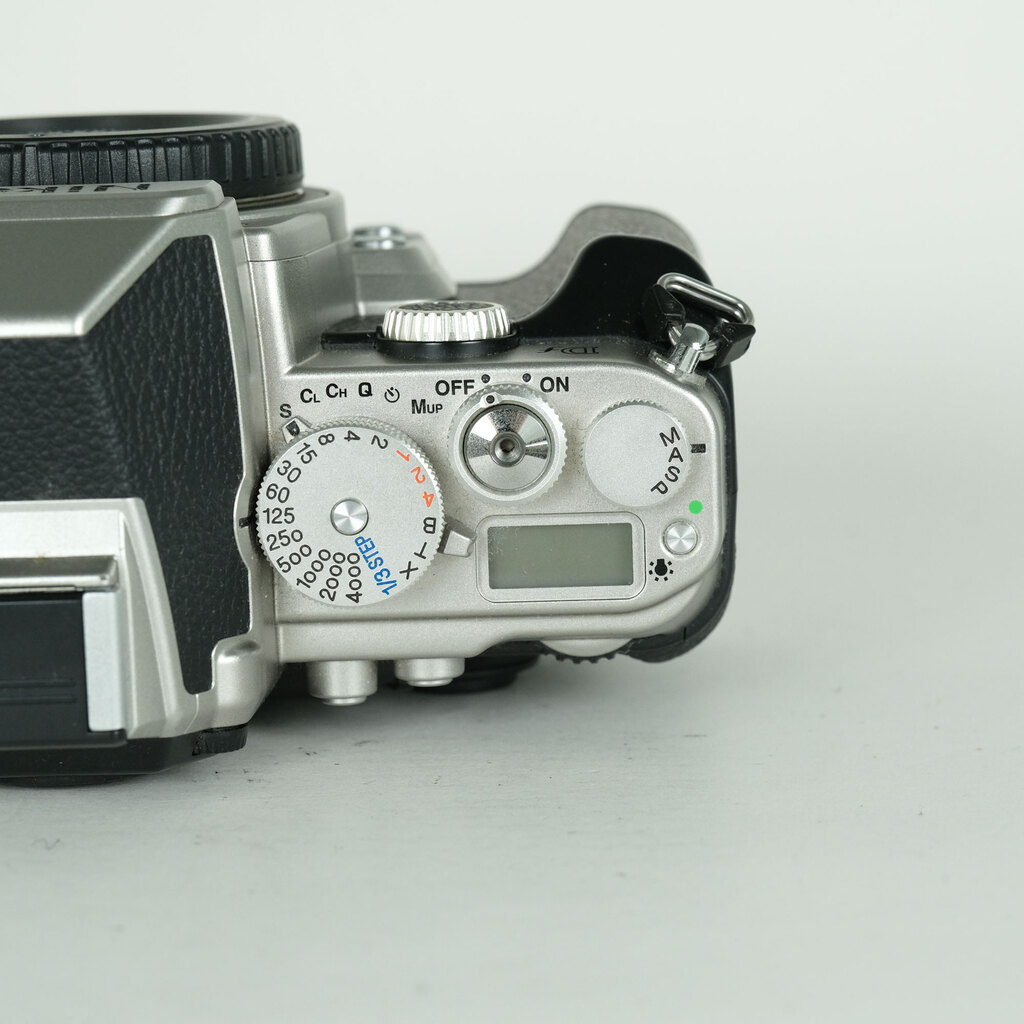 Nikon Dfの出品 | ONE SCENE（ワンシーン）