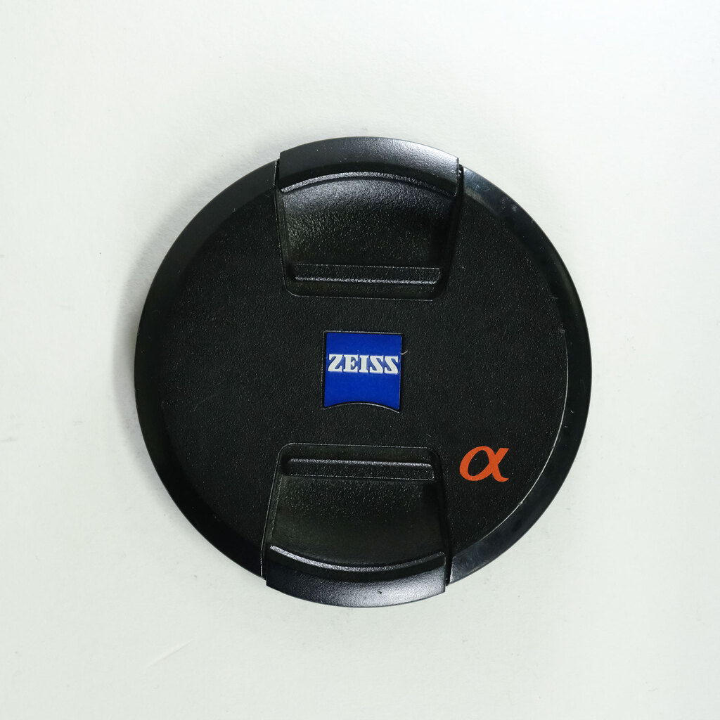 SONY Vario-Sonnar T* 24-70mm F2.8 ZA SSM SAL2470Z SONY Vario-Sonnar T* 24-70mm F2.8 ZA SSM SAL2470Z