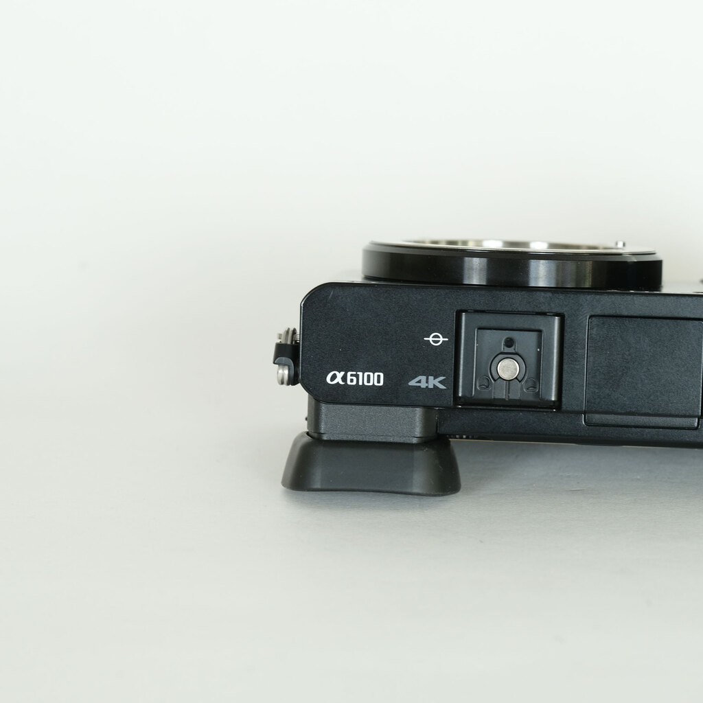 SONY α6100（ILCE-6100）