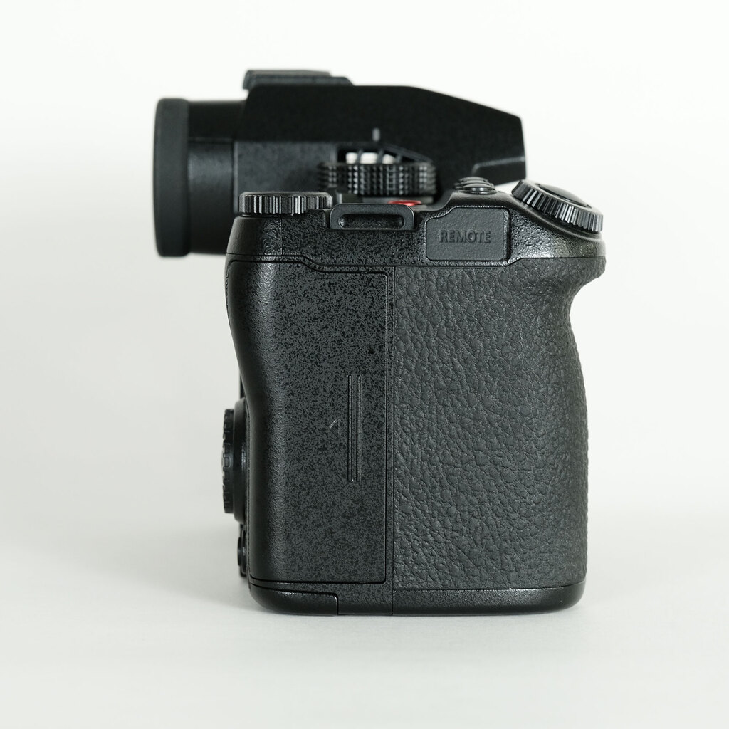 Panasonic LUMIX S5IIX ボディ DC-S5M2X ブラック Panasonic LUMIX S5IIX ボディ DC-S5M2X ブラック