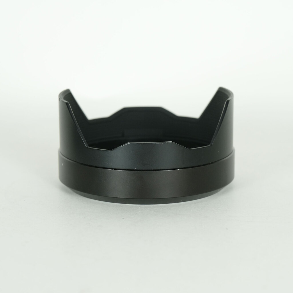 Panasonic LEICA DG VARIO-ELMARIT 12-60mm / F2.8-4.0 ASPH. / POWER O.I.S.