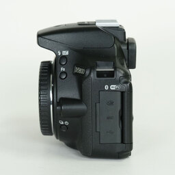 Nikon D5600