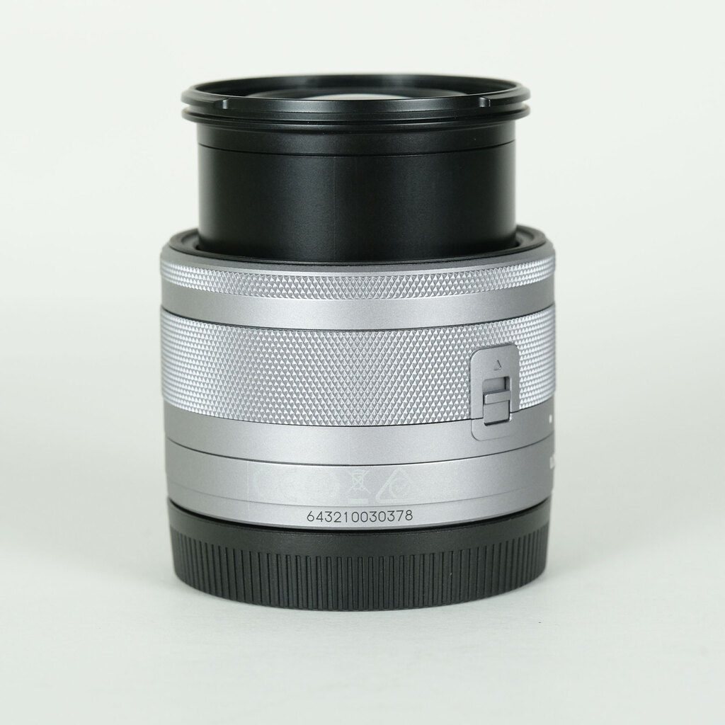 Canon EF-M15-45mm F3.5-6.3 IS STMの出品 | ONE SCENE（ワンシーン）