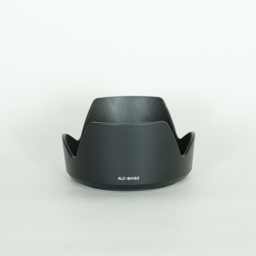 SONY E 18-135mm F3.5-5.6 OSS SEL18135