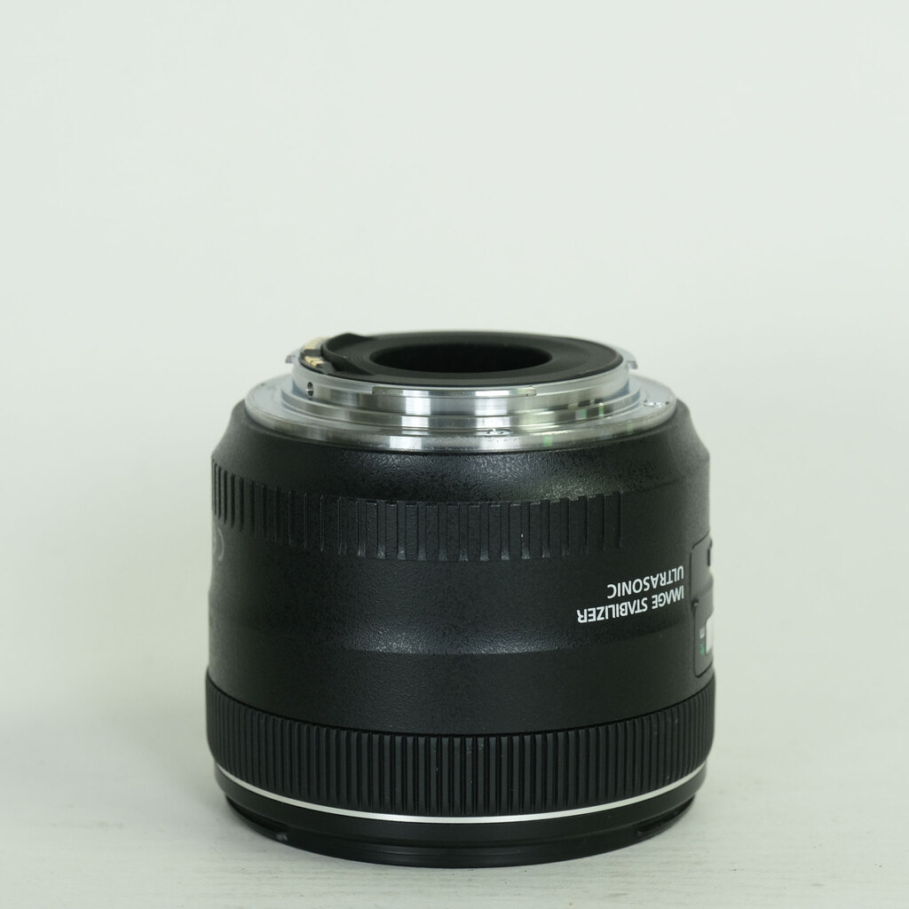 Canon EF35mm F2 IS USM