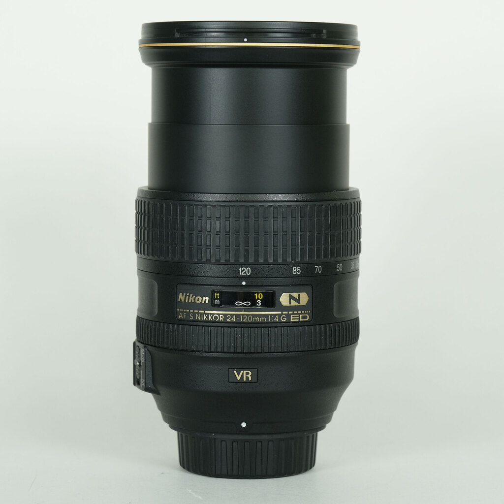 Nikon AF-S NIKKOR 24-120mm f/4G ED VR Nikon AF-S NIKKOR 24-120mm f/4G ED VR