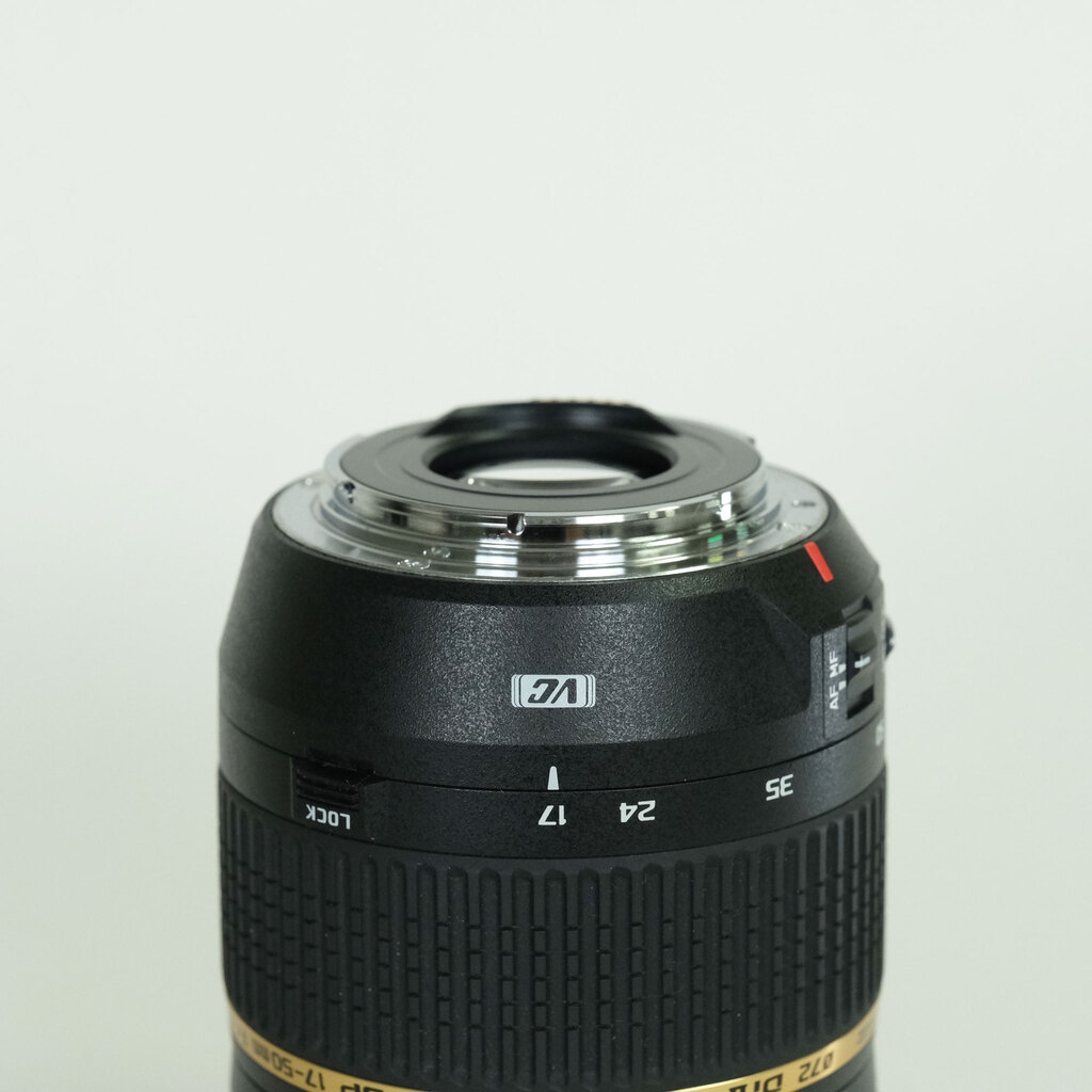 TAMRON SP 17-50mm F2.8 XR DiII VC /Model B005E (キヤノンEF用) TAMRON SP 17-50mm F2.8 XR DiII VC /Model B005E (キヤノンEF用)