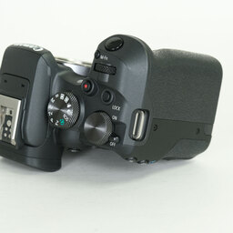 Canon EOS R10