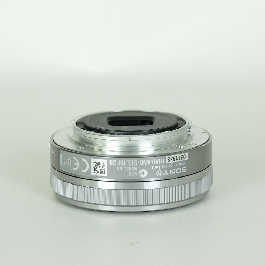 SONY E 16mm F2.8 SEL16F28