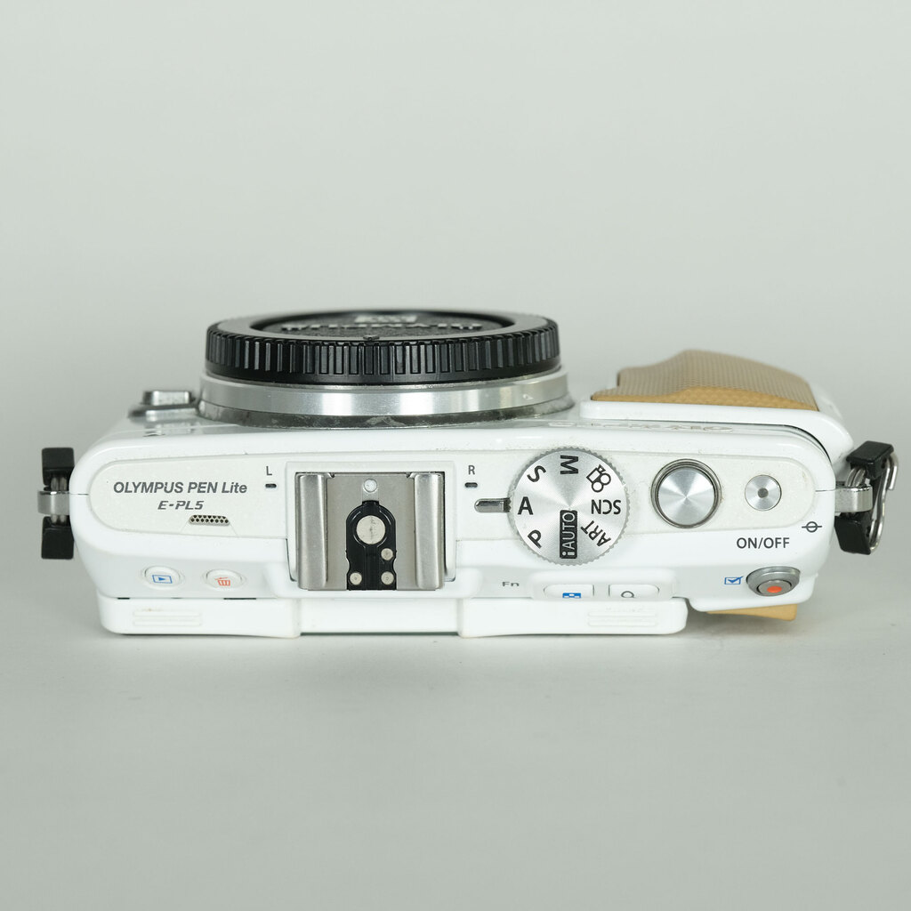 OLYMPUS PEN Lite E-PL5 ボディ ホワイト