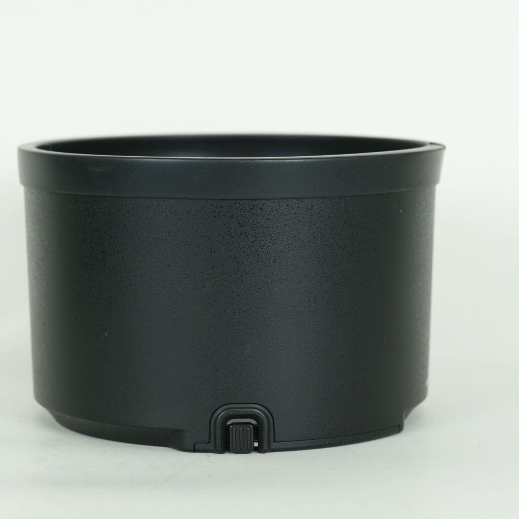 Nikon AF-S NIKKOR 500mm f/5.6E PF ED VR