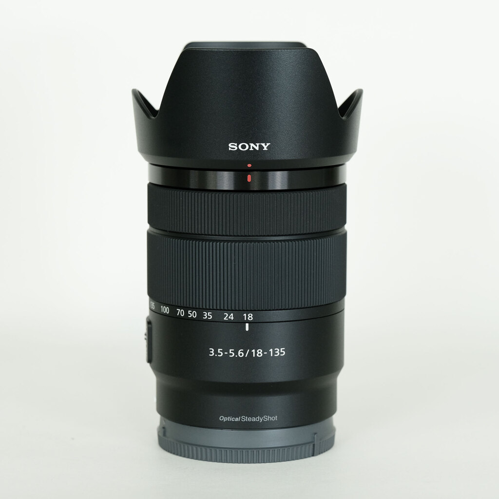 SONY E 18-135mm F3.5-5.6 OSS SEL18135