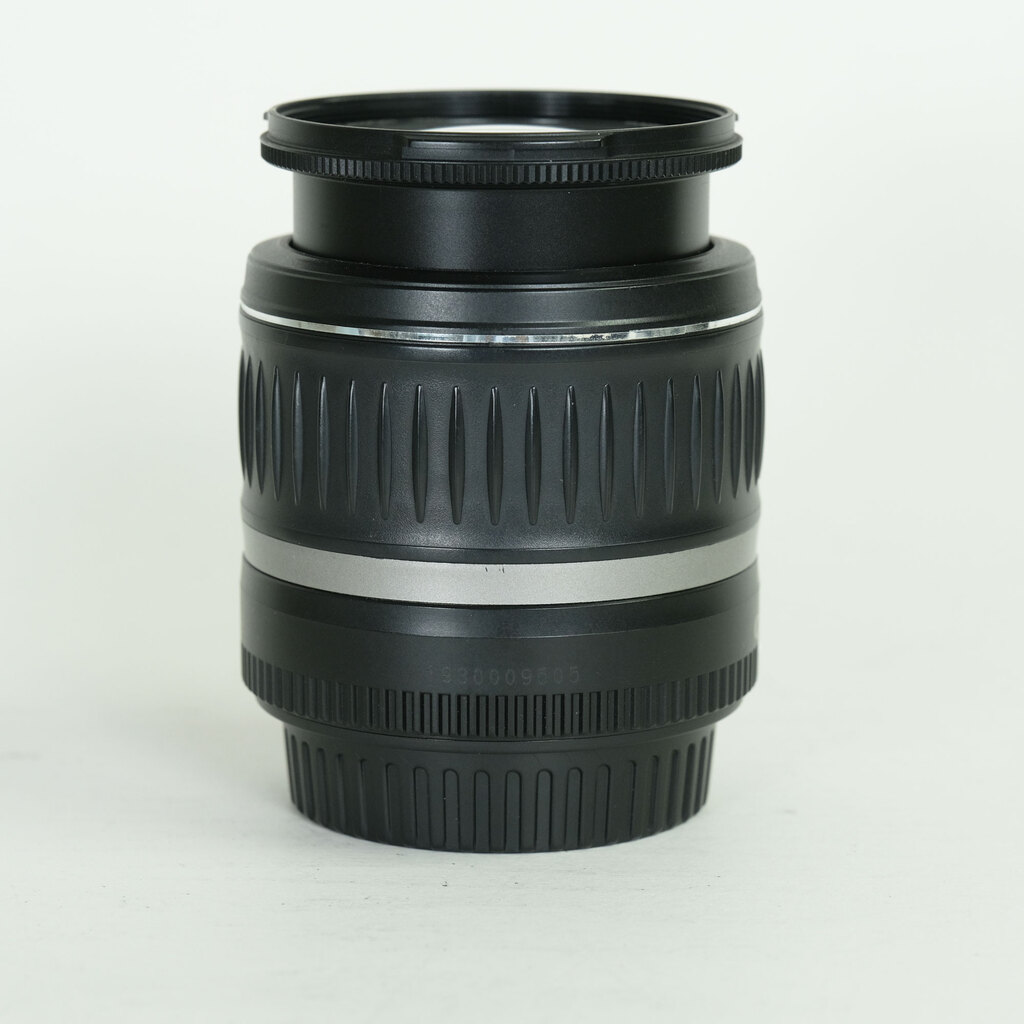 Canon EF-S 18-55mm F3.5-5.6 II USM