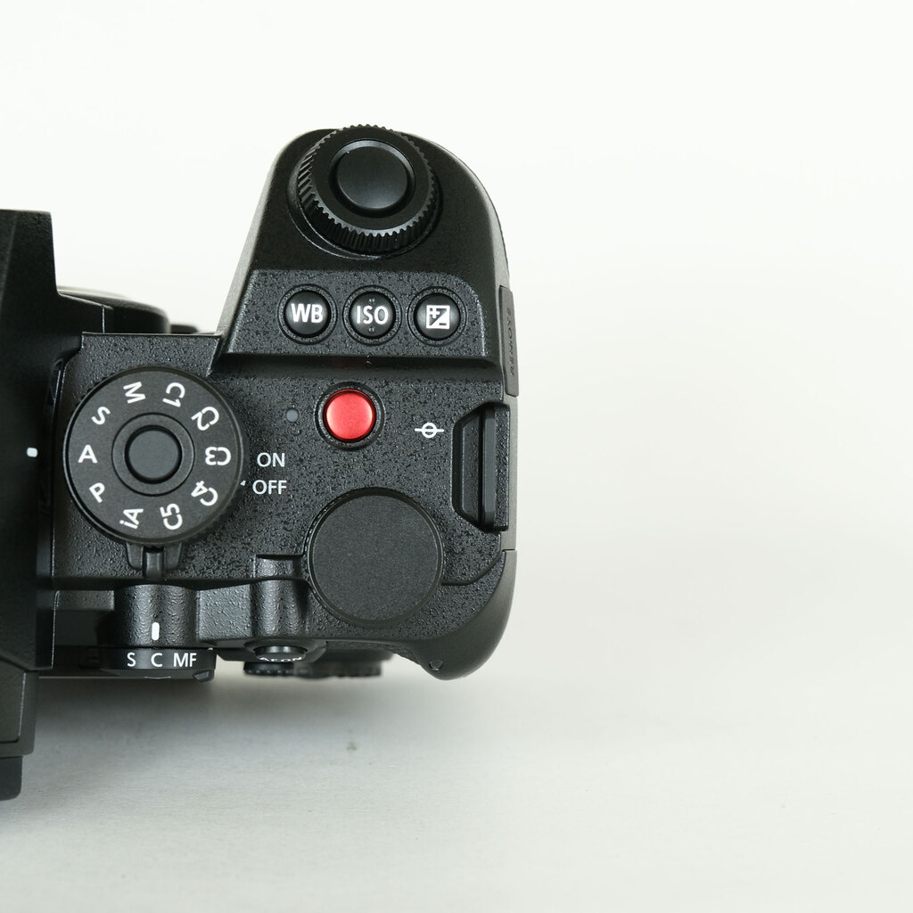 Panasonic LUMIX DC-S1M2ES ボディ