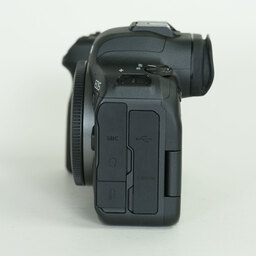 Canon EOS R6