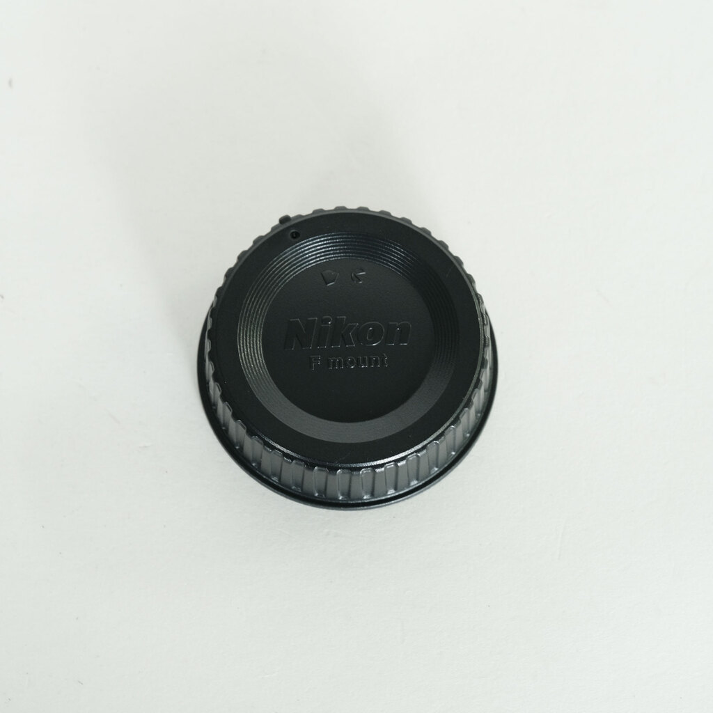 Nikon AF-S ED 28-70mm F2.8 D ブラック