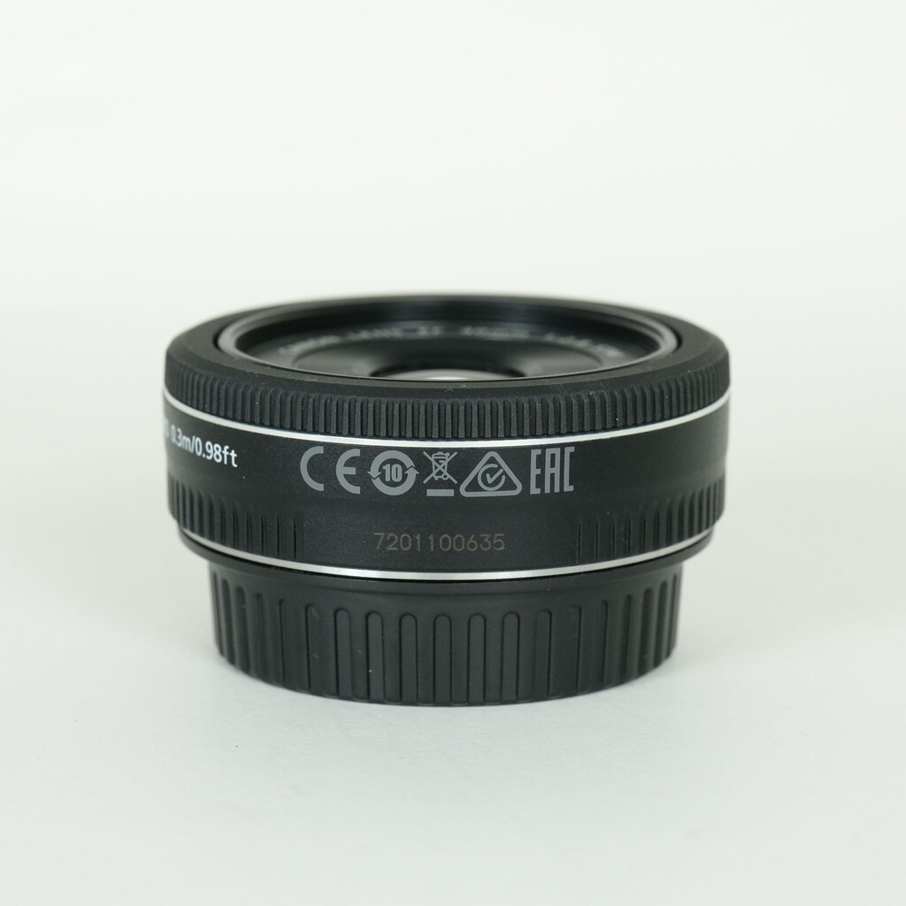 Canon EF40mm F2.8 STM