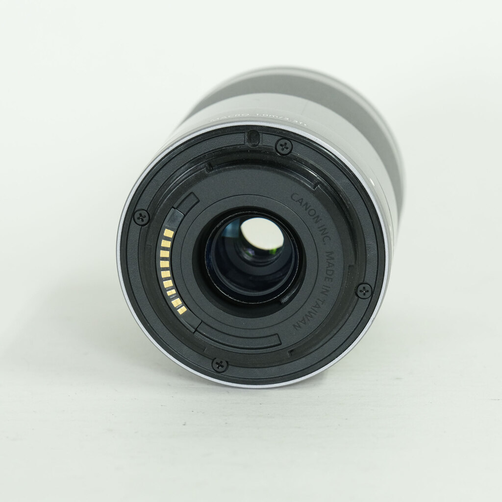 Canon EF-M55-200mm F4.5-6.3 IS STM シルバー