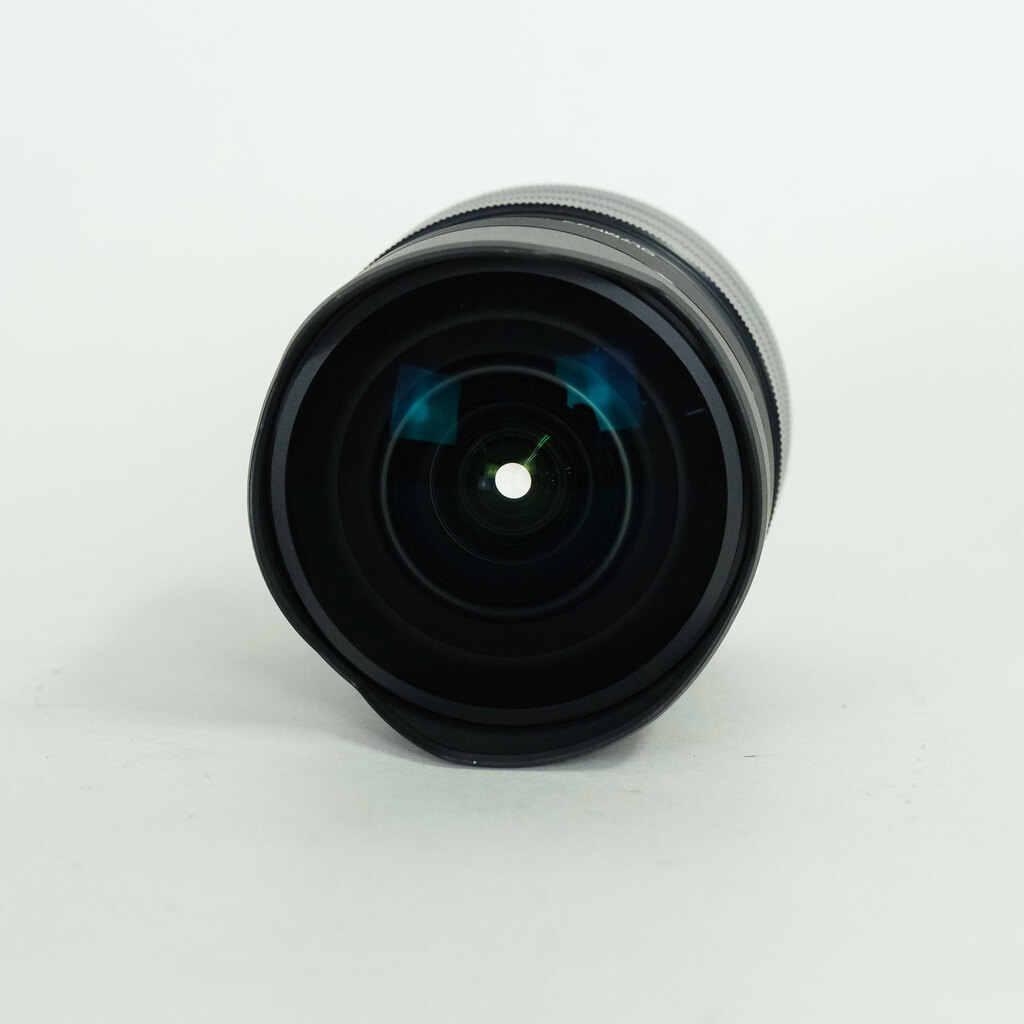 OLYMPUS M.ZUIKO DIGITAL ED 8mm F1.8 Fisheye PRO