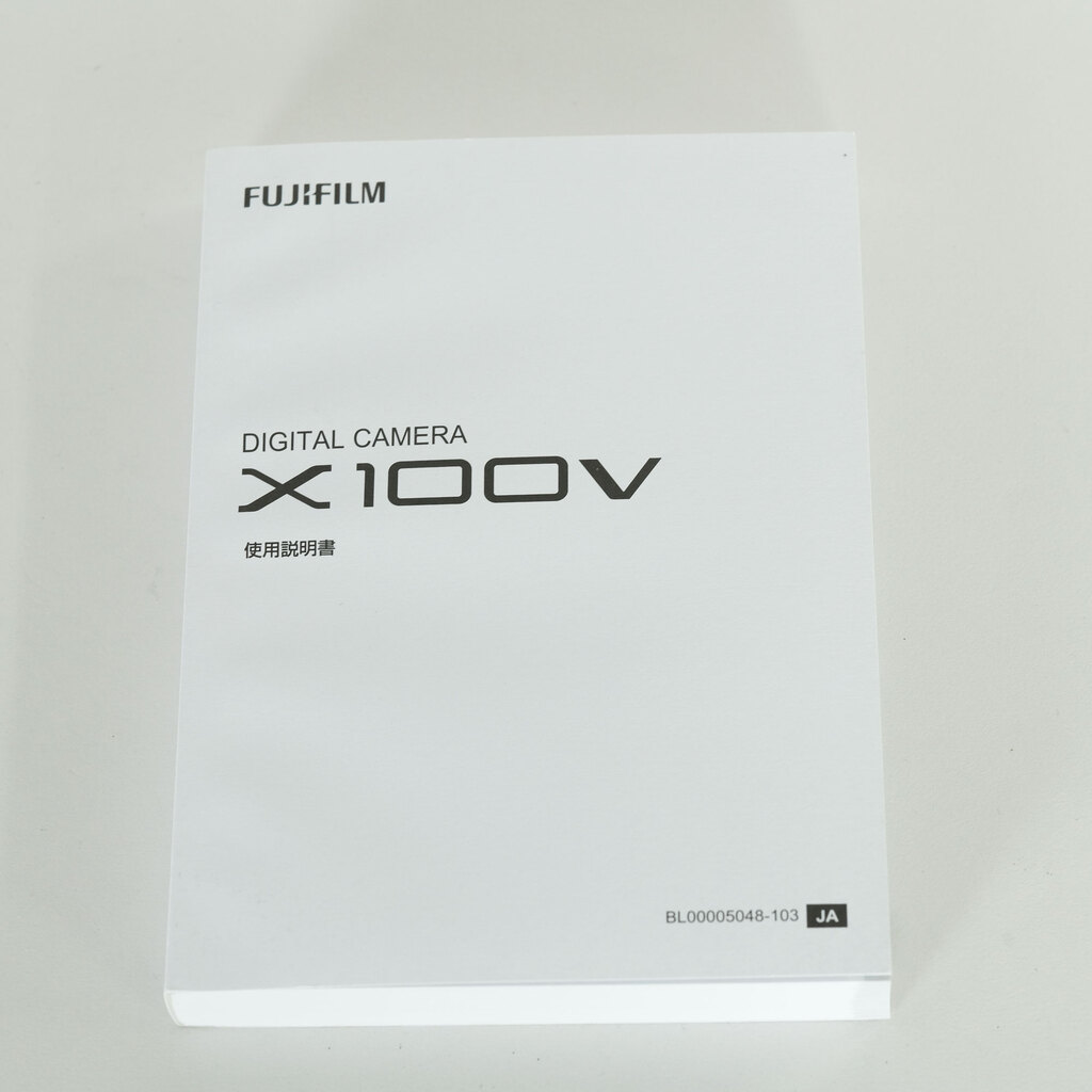 FUJIFILM X100V シルバー