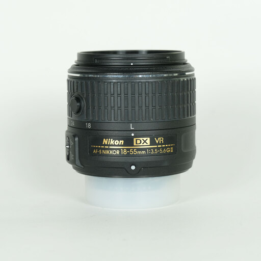 Nikon AF-S DX NIKKOR 18-55mm f3.5-5.6G VR II