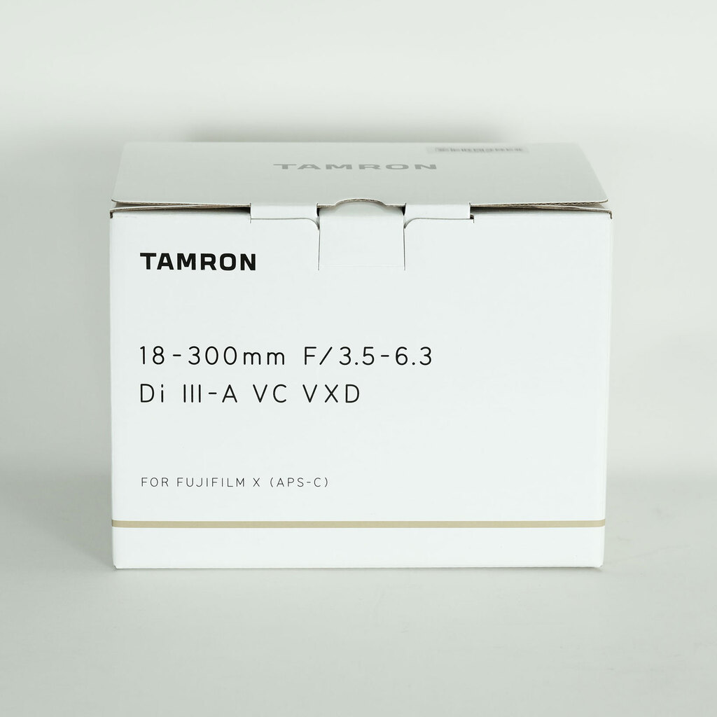TAMRON 18-300mm F/3.5-6.3 Di III-A VC VXD (Model B061) [フジフイルムX用]
