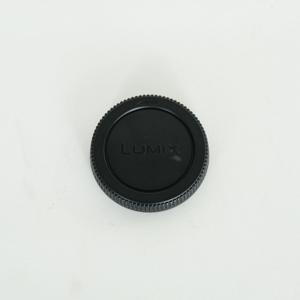 Panasonic LUMIX G VARIO 45-150mm / F4.0-5.6 ASPH. / MEGA O.I.S.