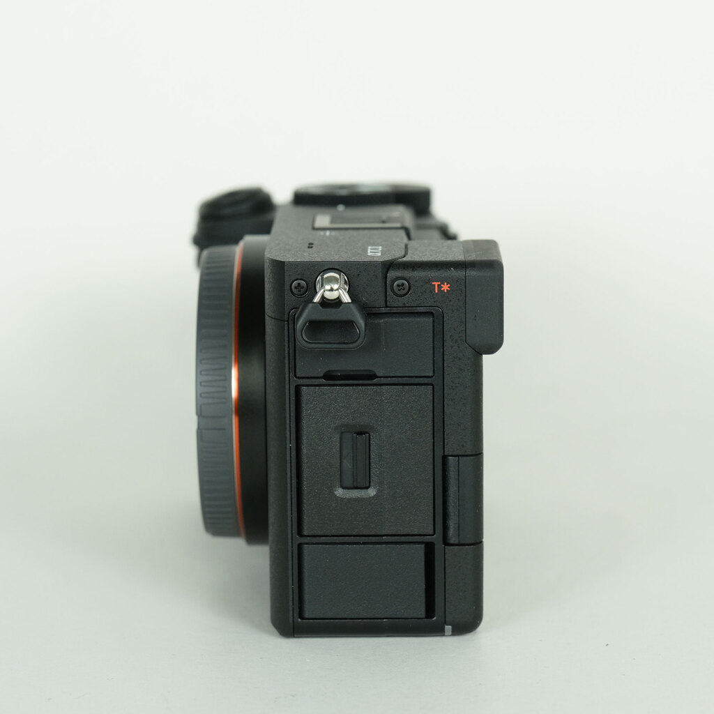 SONY α7C II(ILCE-7CM2) SONY α7C II(ILCE-7CM2)