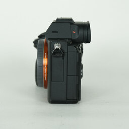 SONY α7R III(ILCE-7RM3) SONY α7R III(ILCE-7RM3)