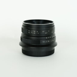 七工匠 7artisans 25mm F1.8 (マイクロフォーサーズ用) ブラック