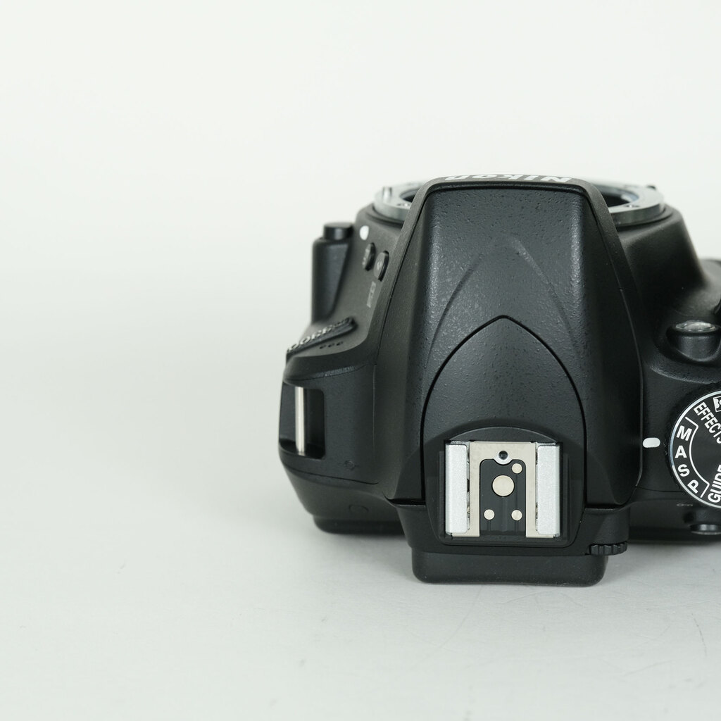 Nikon D3300の出品 | ONE SCENE（ワンシーン）