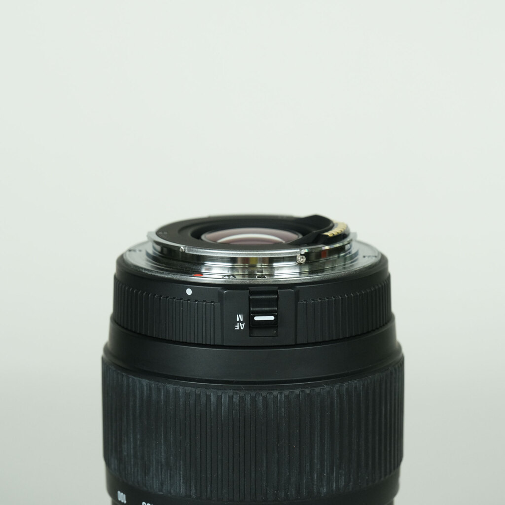 SIGMA 70-300mm F4-5.6 DG MACRO [キヤノンEF用]